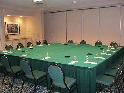 Hotel Hilton Garden Airport