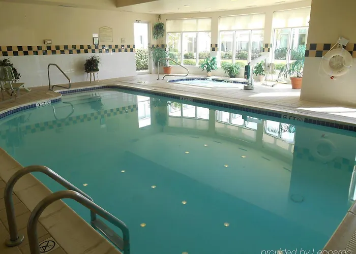 Hotel Hilton Garden Airport 3*