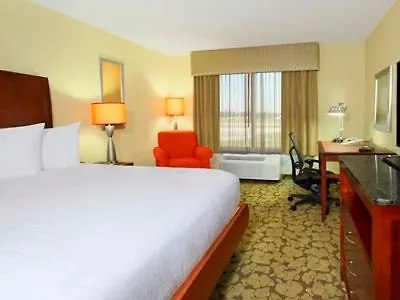 Hilton Garden Airport