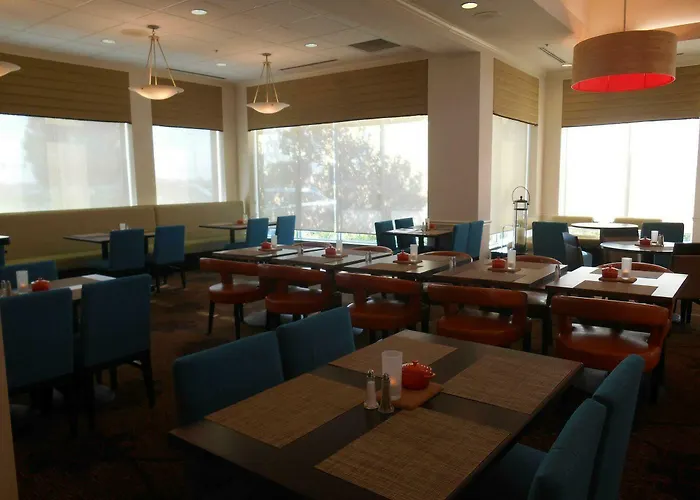 Hilton Garden Airport
